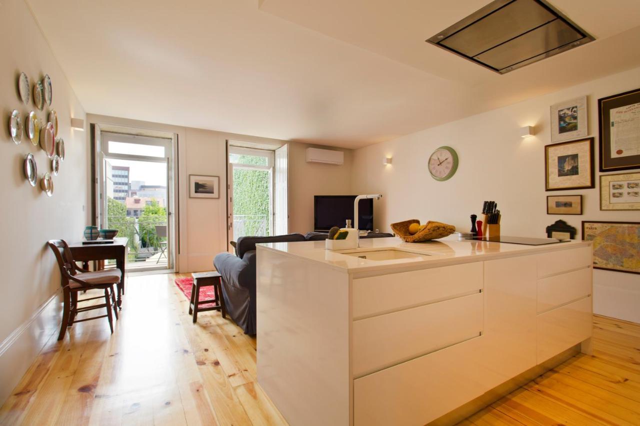 Boutique Rentals- Hidden Garden Porto'S Downtown Экстерьер фото