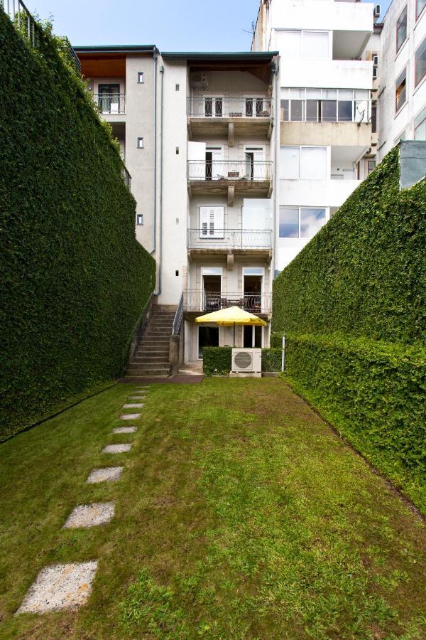 Boutique Rentals- Hidden Garden Porto'S Downtown Экстерьер фото